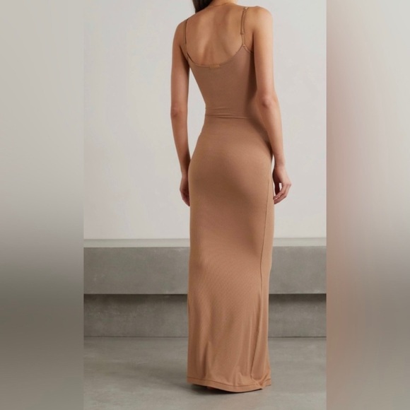 SKIMS Women Soft Lounge Long Slipdress NWOT in Limited Ed Camel Sz Large - Picture 3 of 6